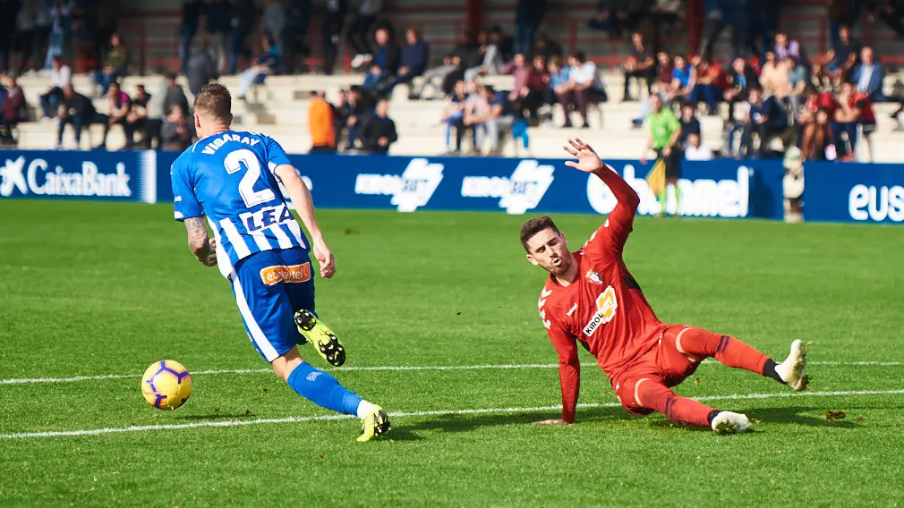 Partido amistoso entre Osasuna y Alavés en las instalaciones de Tajonar. MIGUEL OSÉS.