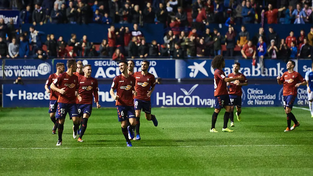 Partido correspondiente a la jornada 14 entre Osasuna y Tenerife. MIGUEL OSÉS 7