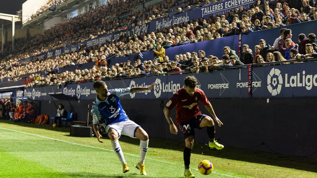 Partido de la Liga 123 entre Osasuna y Tenerife disputado en El Sadar (16). IÑIGO ALZUGARAY