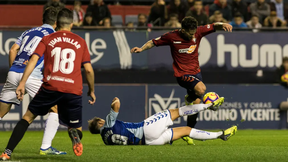 Partido de la Liga 123 entre Osasuna y Tenerife disputado en El Sadar (18). IÑIGO ALZUGARAY