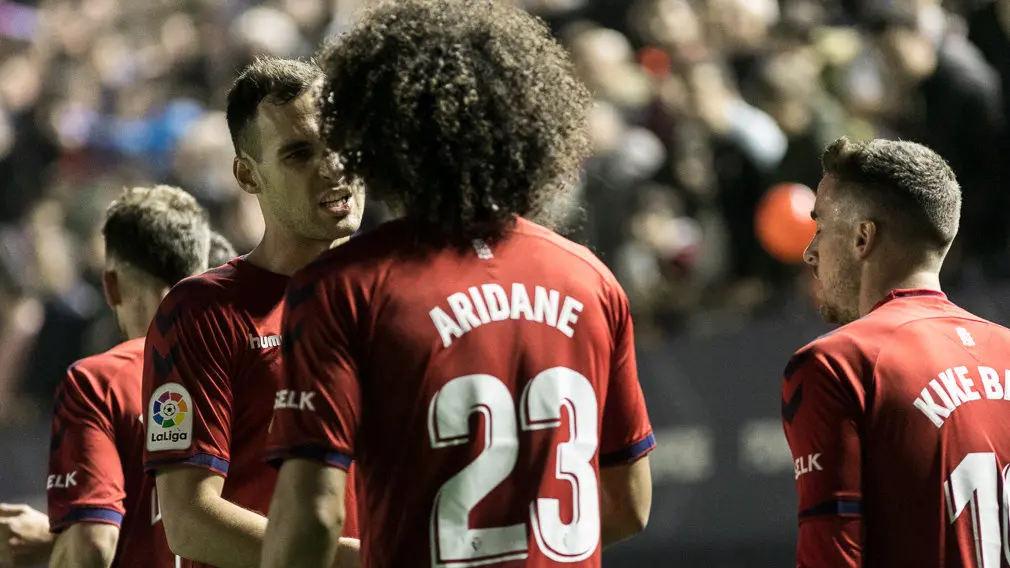 Partido de la Liga 123 entre Osasuna y Tenerife disputado en El Sadar (24). IÑIGO ALZUGARAY