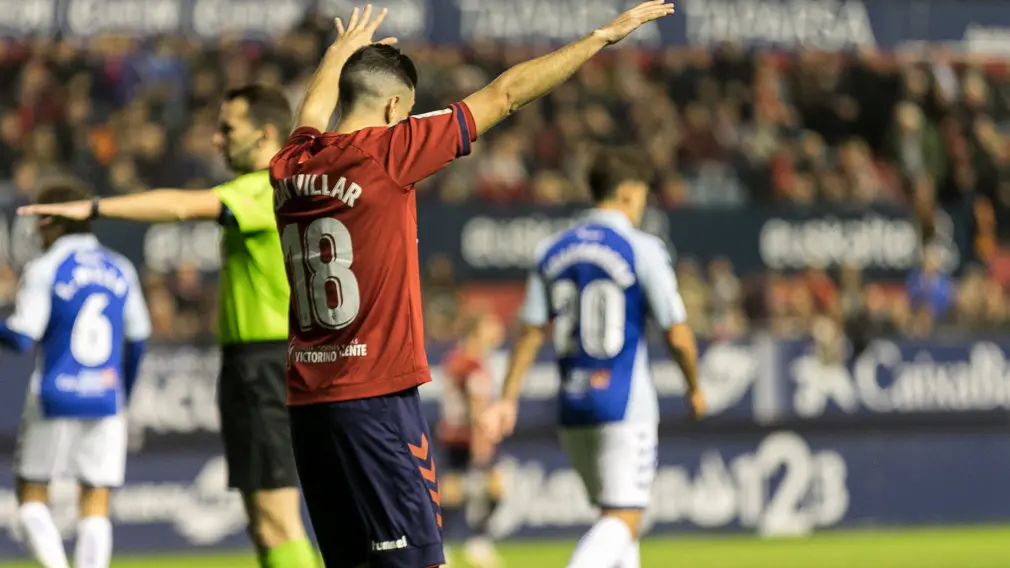 Partido de la Liga 123 entre Osasuna y Tenerife disputado en El Sadar (27). IÑIGO ALZUGARAY