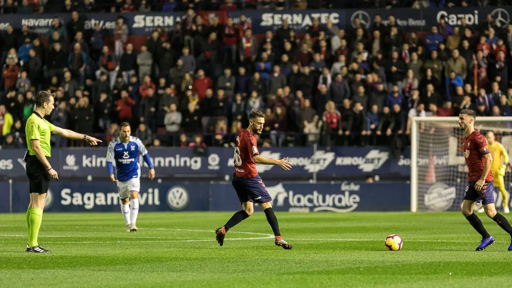 Partido de la Liga 123 entre Osasuna y Tenerife disputado en El Sadar (54). IÑIGO ALZUGARAY