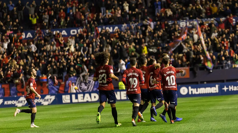 Partido de la Liga 123 entre Osasuna y Tenerife disputado en El Sadar (62). IÑIGO ALZUGARAY