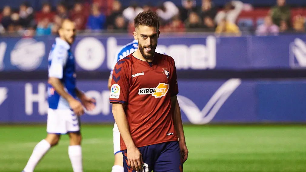 Partido correspondiente a la jornada 14 entre Osasuna y Tenerife. MIGUEL OSÉS 4