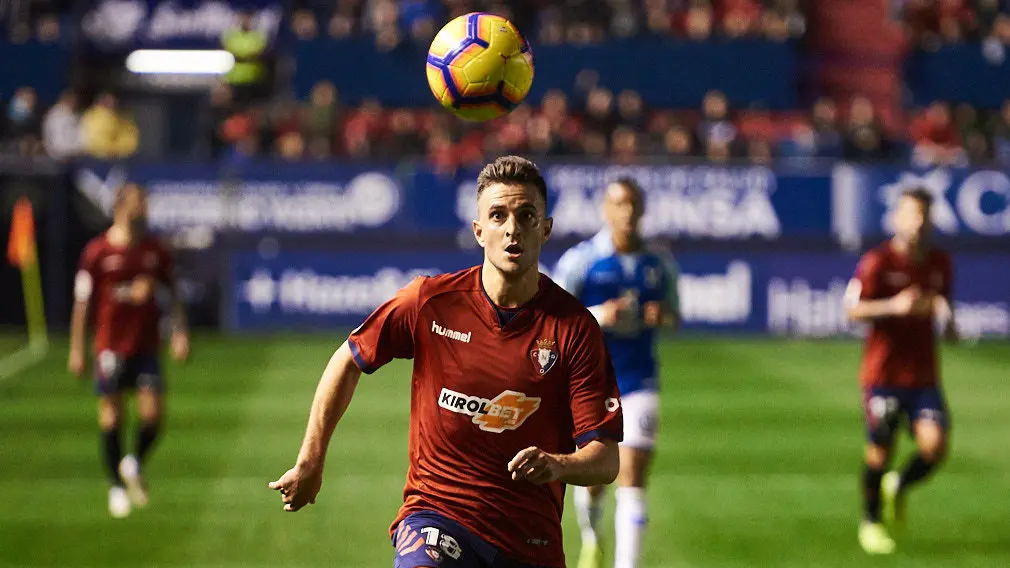 Partido correspondiente a la jornada 14 entre Osasuna y Tenerife. MIGUEL OSÉS 7