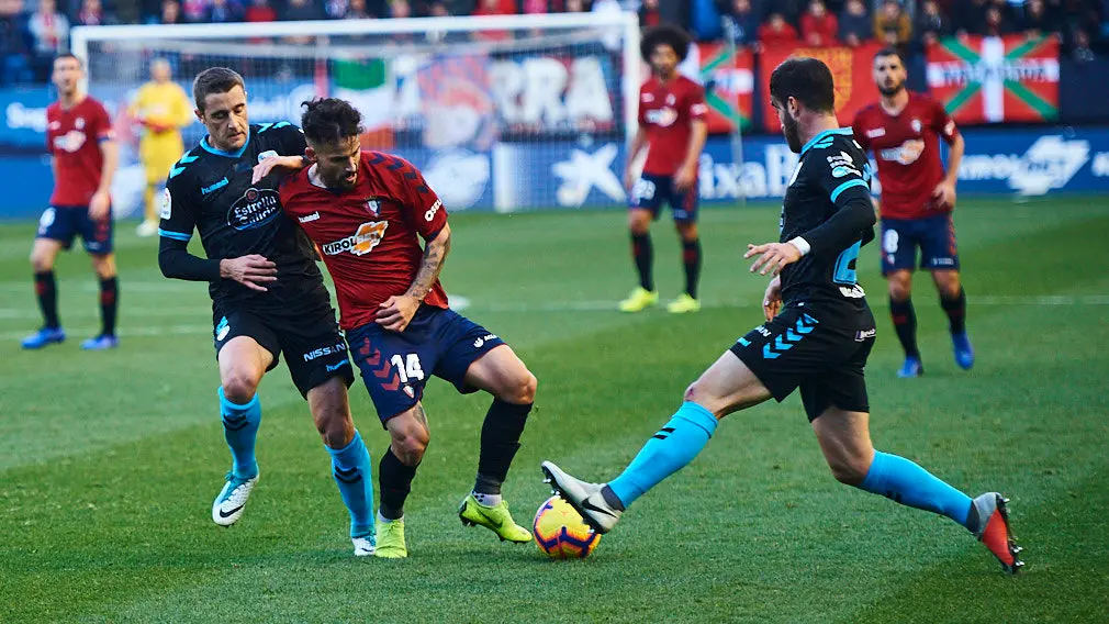 Partido entre Osasuna y Lugo correspondiente a la decimosexta jornada de liga. MIGUEL OSÉS 5