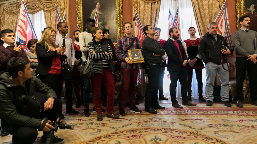 El Servicio Socioeducativo Intercultural (SEI) recibe el XVII Haba de Oro concedido por la Asociación Cabalgata Reyes de Pamplona (02). IÑIGO ALZUGARAY