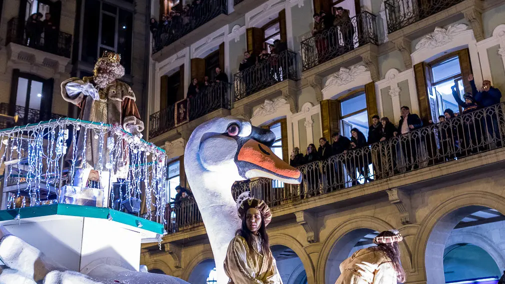 Cabalgata de los Reyes Magos en Pamplona (42). IÑIGO ALZUGARAY