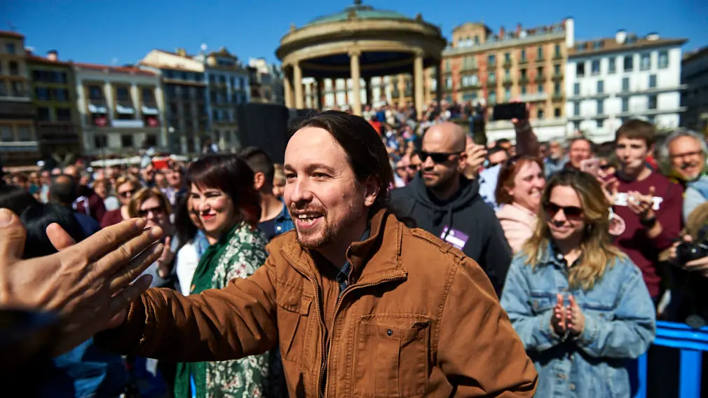 El secretario general de Podemos, Pablo Iglesias, interviene en un acto con la militancia del partido. MIGUEL OSÉS