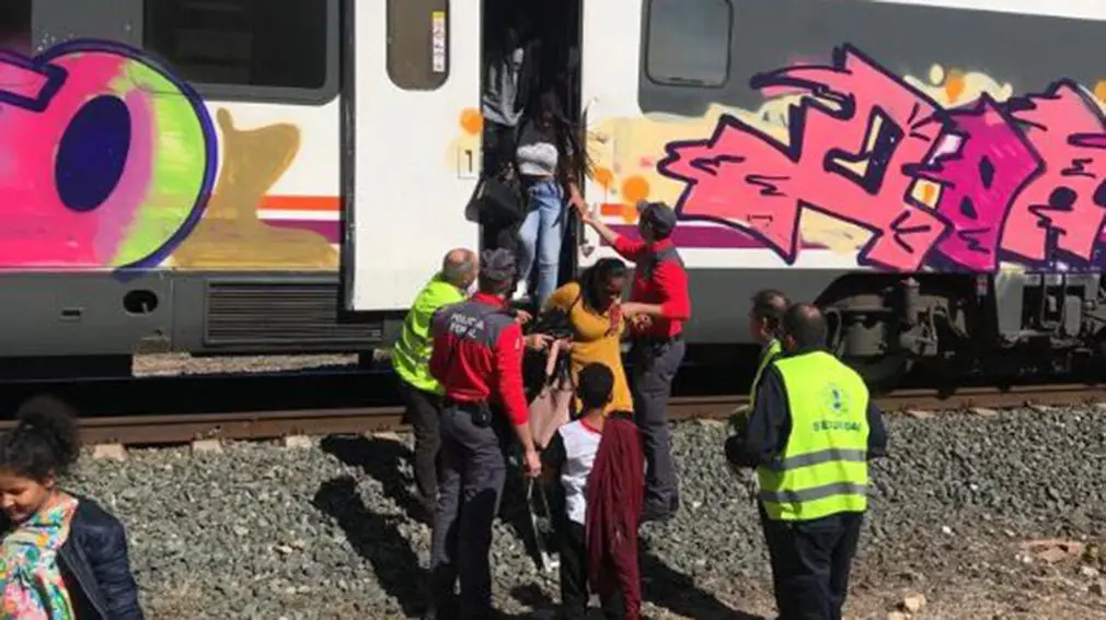 Tren averiado en Lodosa que cubría el recorrido entre Miranda de Ebro y Zaragoza POLICÍA FORAL (1)