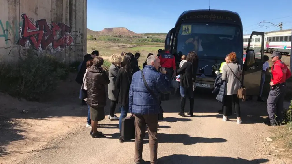 Tren averiado en Lodosa que cubría el recorrido entre Miranda de Ebro y Zaragoza POLICÍA FORAL (19)