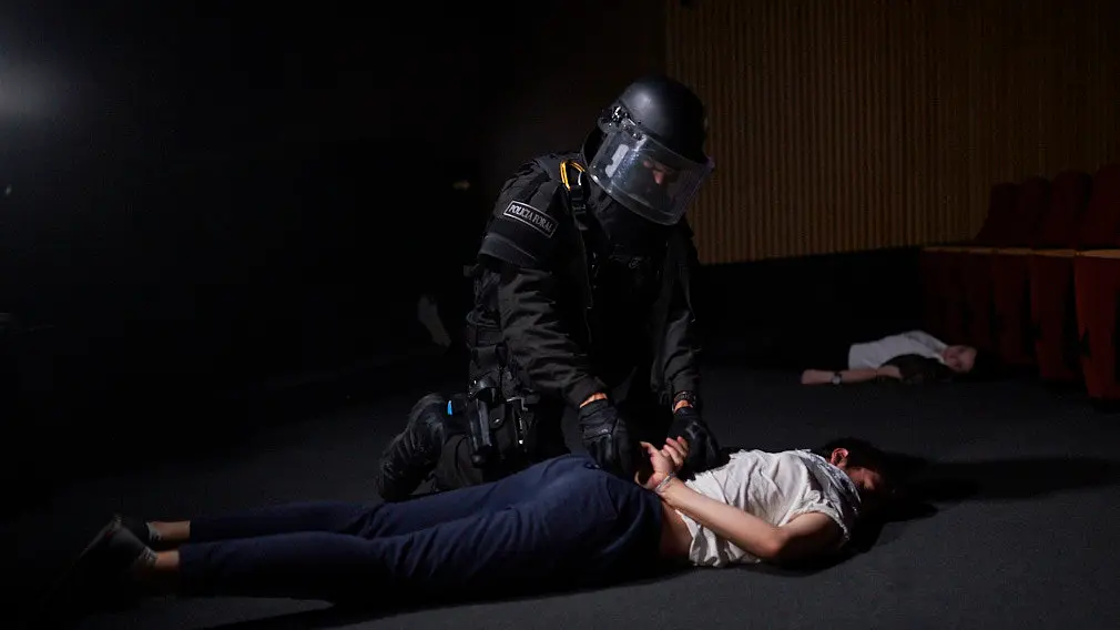 Simulacro de atenci..n sanitaria de urgencia tras un asalto terrorista en la Biblioteca de Navarra, con miembros de Policia Municipal, Policia Foral y Guardia Civil. MIGUEL OS..S