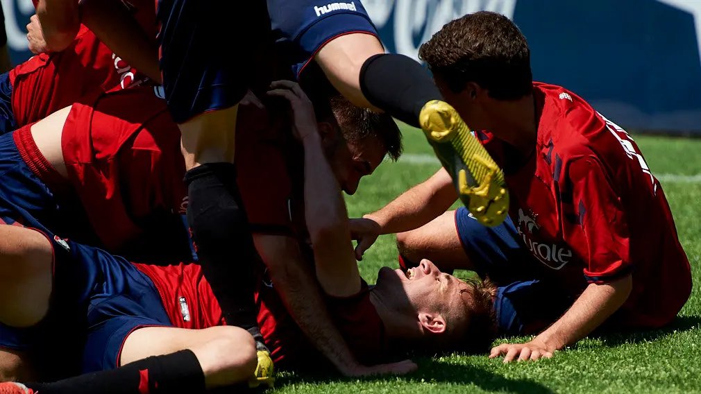 Partido por el ascenso a Segunda B entre Osasuna B - C..diz B. MIGUEL OS..S
