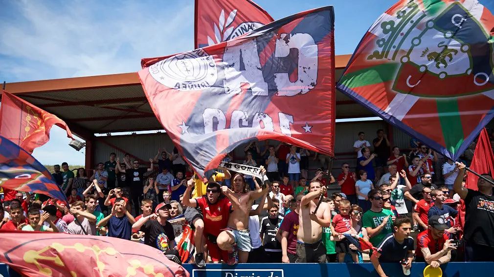 Partido por el ascenso a Segunda B entre Osasuna B - C..diz B. MIGUEL OS..S