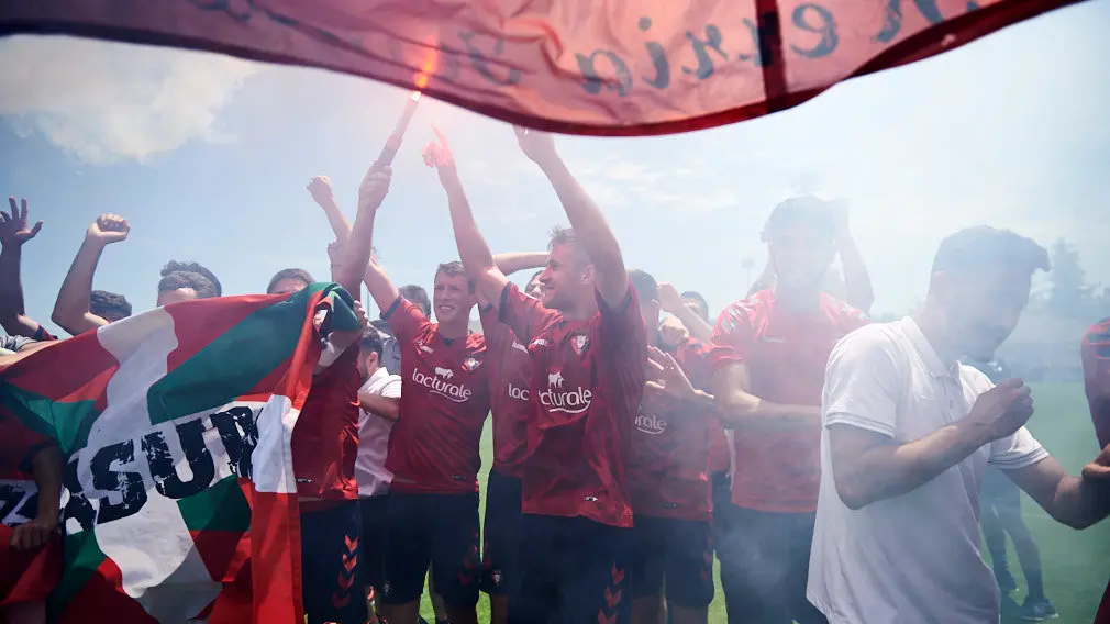 Partido por el ascenso a Segunda B entre Osasuna B - C..diz B. MIGUEL OS..S