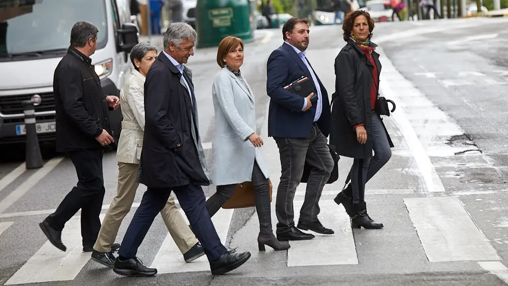 Reunión entre María Chivite (PSN) y Uxue Barkos (Geroa Bai) en el marco de la ronda de contactos que inicia la candidata socialista a la Presidencia del Gobierno de Navarra. IÑIGO ALZUGARAY