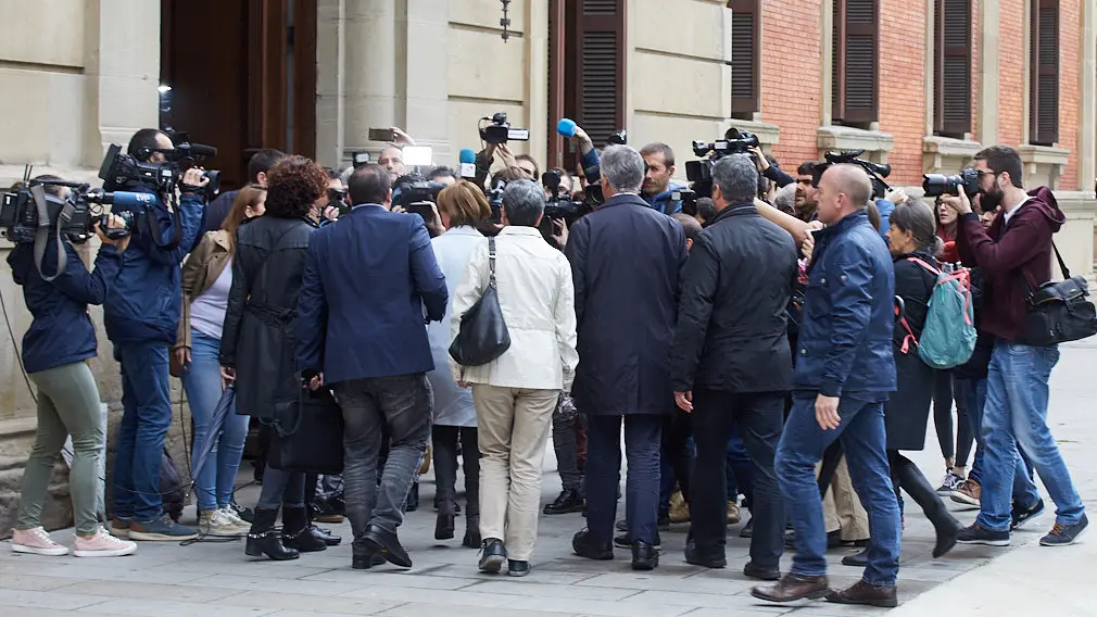 Reunión entre María Chivite (PSN) y Uxue Barkos (Geroa Bai) en el marco de la ronda de contactos que inicia la candidata socialista a la Presidencia del Gobierno de Navarra. IÑIGO ALZUGARAY