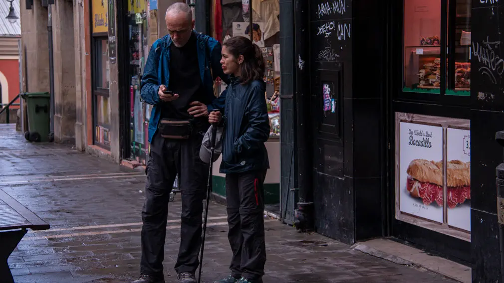 Turistas Pamplona . NOEMÍ VERA _5