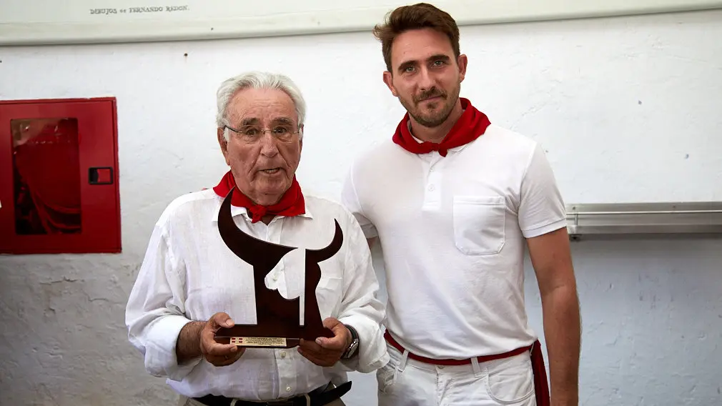 Entrega del Premio Carriquiri 2018 a la ganadería Puerto de San Lorenzo. IÑIGO ALZUGARAY