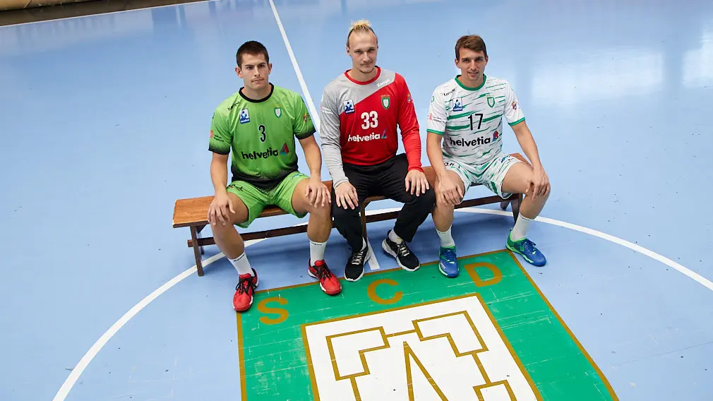 Presentación de las nuevas equipaciones de Helvetia Anaitasuna para la temporada 2019/20. IÑIGO ALZUGARAY