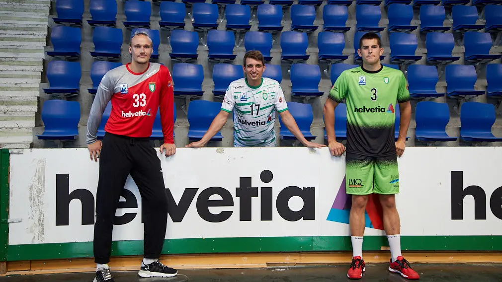 Presentación de las nuevas equipaciones de Helvetia Anaitasuna para la temporada 2019/20. IÑIGO ALZUGARAY