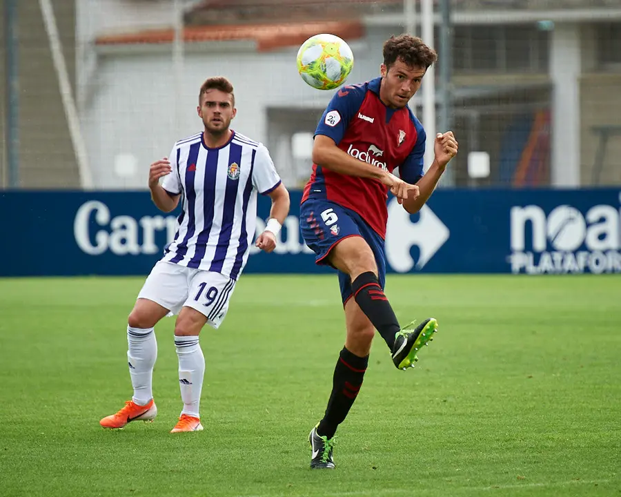 Osasuna Promesas se enfrenta al Valladolid B en el primer partido de la temporada en casa. MIGUEL OSÉS