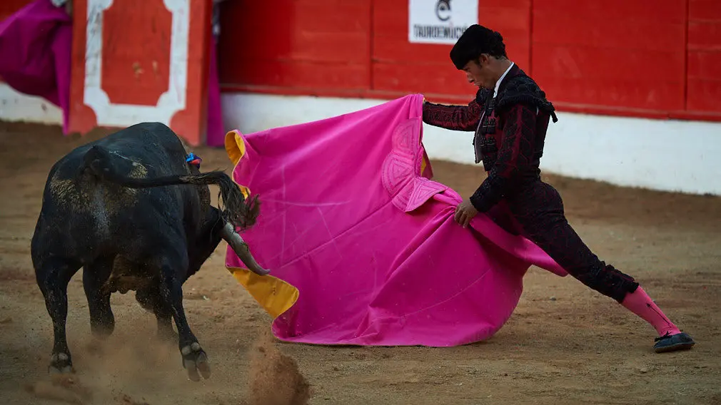 Corrida de toros en Corella con las ganaderías de Victorino Martín y Los Maños, para los diestros Morenito de Aranda, Rubén Pinar y Joaquín Galdós. MIGUEL OSÉS