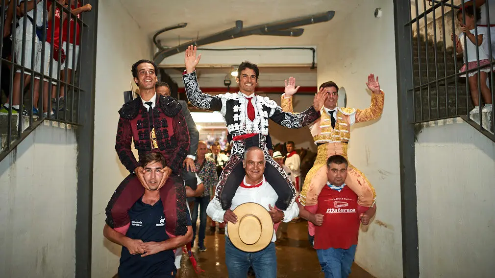 Corrida de toros en Corella con las ganaderías de Victorino Martín y Los Maños, para los diestros Morenito de Aranda, Rubén Pinar y Joaquín Galdós. MIGUEL OSÉS