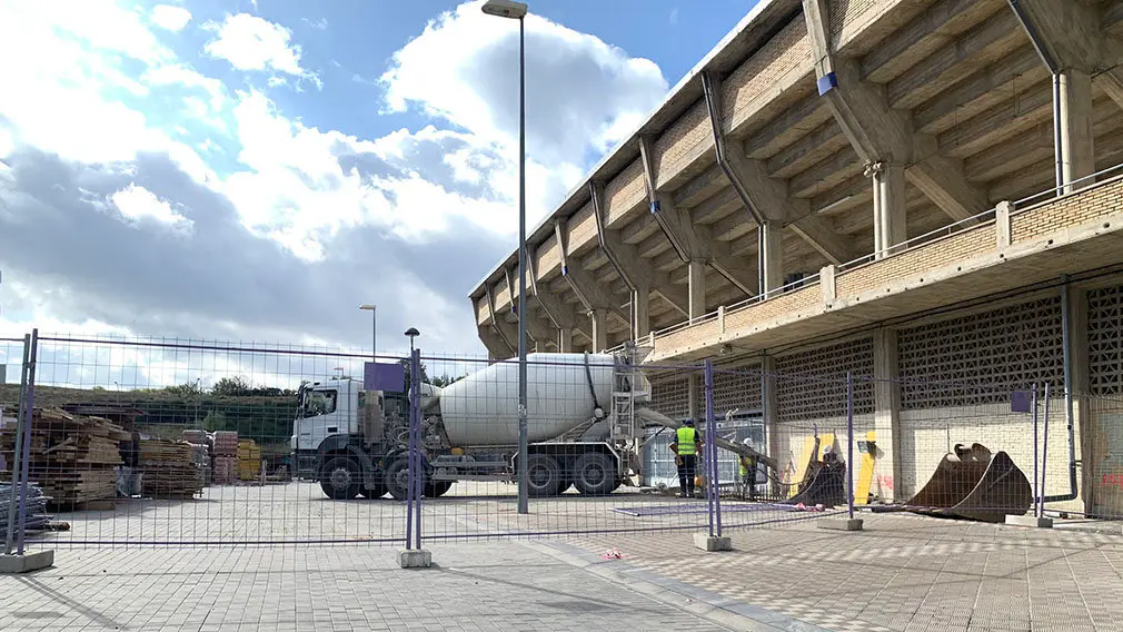 Obras de reforma en el Estado de El Sadar de Osasuna en octubre de 2019. (1)