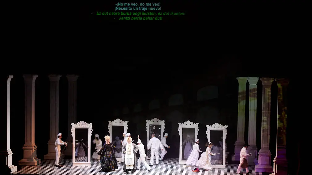 Ensayo general de 'El traje nuevo del Emperador' de la Ópera de Cámara de Navarra en Baluarte. IÑIGO ALZUGARAY