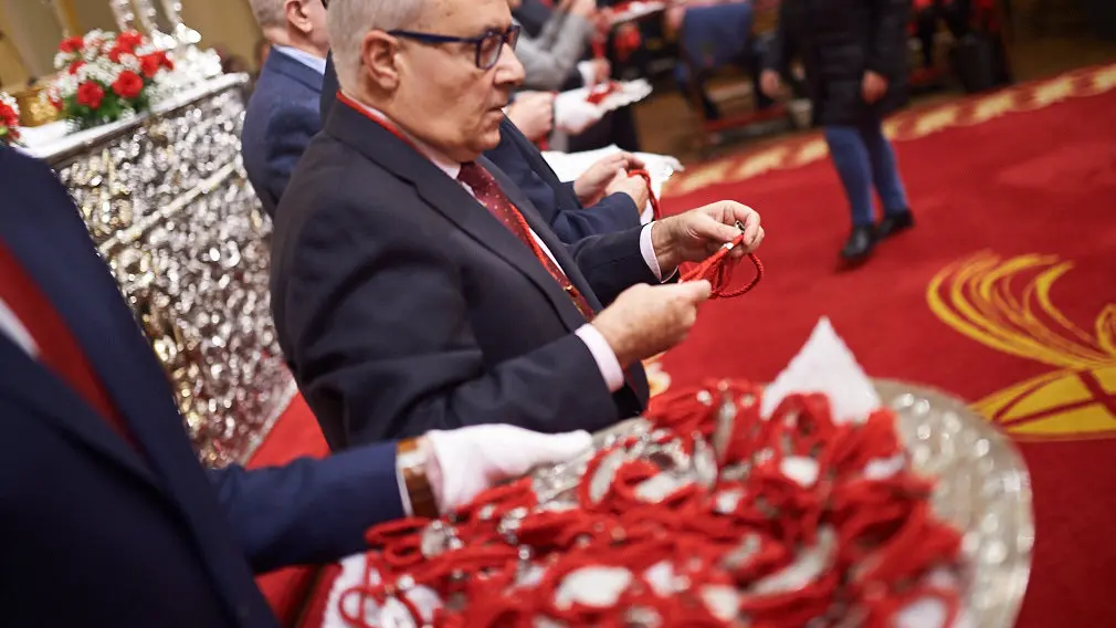 Ampliacion de la corte de San Fermin con los 200 nuevos cofrades. MIGUEL OSÉS