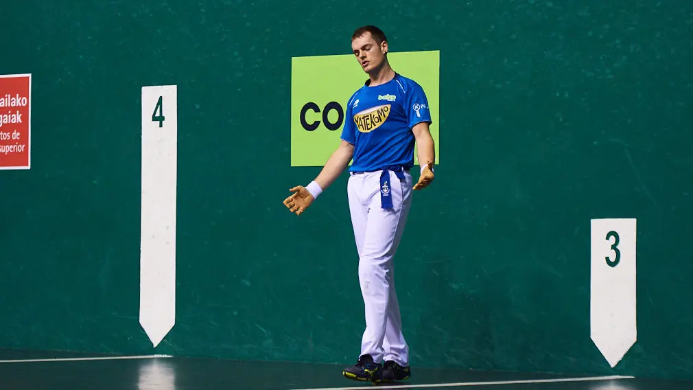 Partido en el Labrit entre Laso-Albisu y Olaizola-Urrutikoetxea. MIGUEL OSÉS