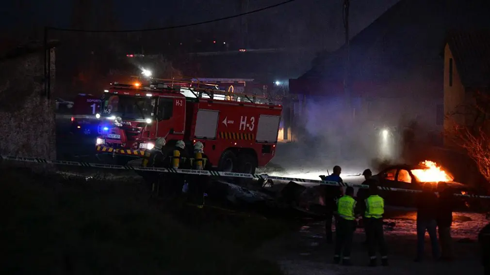 Accidente aéreo en el polígono Mocholi de Noáin. PABLO LASAOSA (2)
