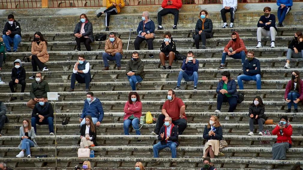 Tarde de recortes de toros en la ciudad de Tudela con grandes medidas de seguridad ante la Covid-19. MIGUEL OSÉS