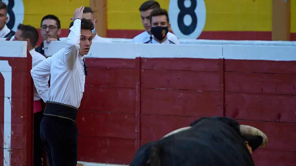 Tarde de recortes de toros en la ciudad de Tudela con grandes medidas de seguridad ante la Covid-19. MIGUEL OSÉS