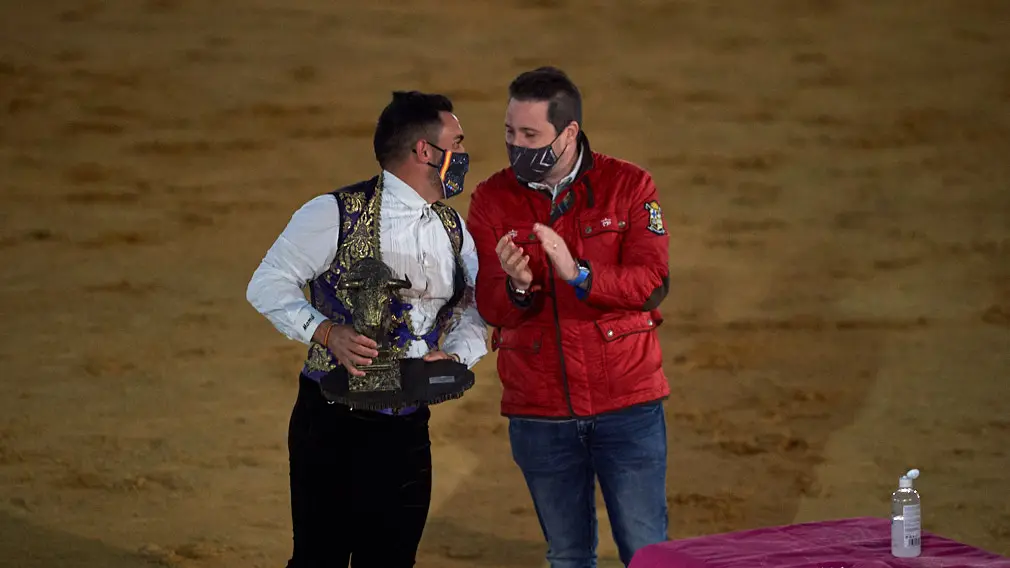 Tarde de recortes de toros en la ciudad de Tudela con grandes medidas de seguridad ante la Covid-19. MIGUEL OSÉS