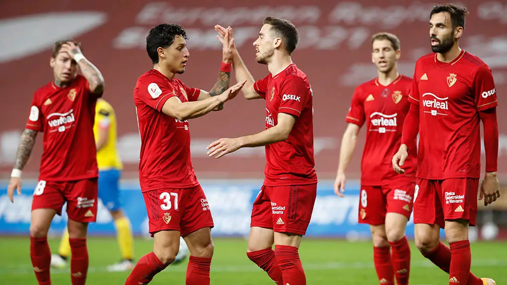 Partido de Copa del Rey entre el Tomares y Osasuna celebrado en el estadio de La Cartuja de Sevilla. CA OSASUNA (6)