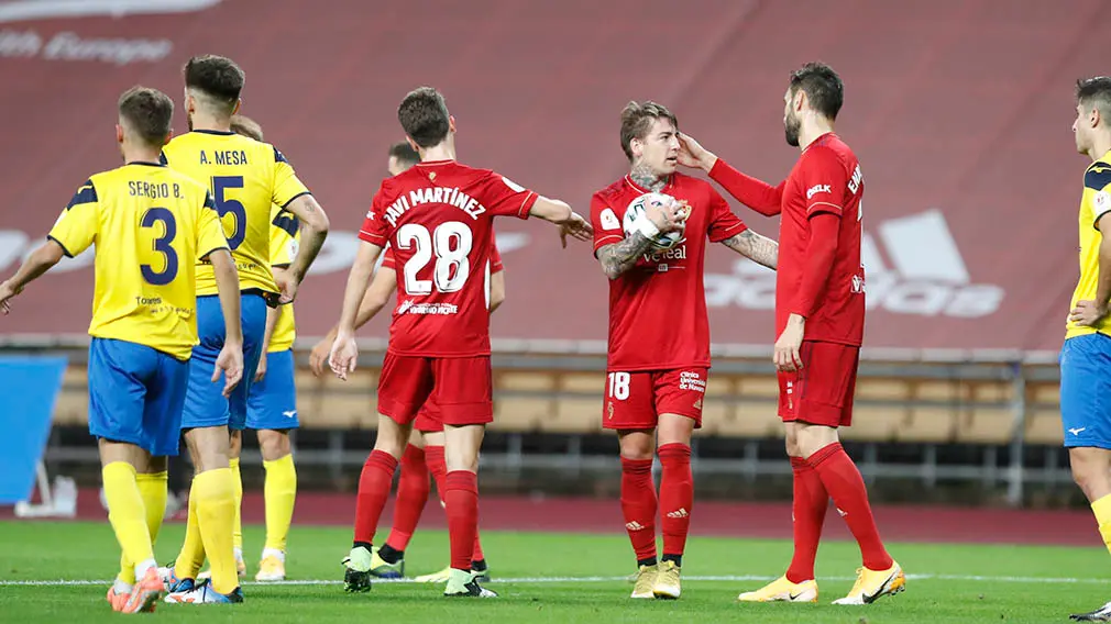 Partido de Copa del Rey entre el Tomares y Osasuna celebrado en el estadio de La Cartuja de Sevilla. CA OSASUNA (9)