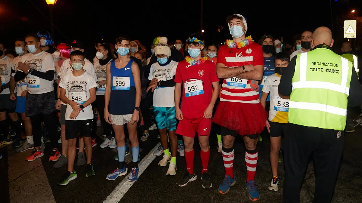 XXXVIII edición de la San Silvestre de Pamplona 2021 en categoría absoluta. IÑIGO ALZUGARAY