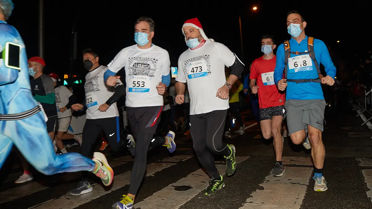 XXXVIII edición de la San Silvestre de Pamplona 2021 en categoría absoluta. IÑIGO ALZUGARAY