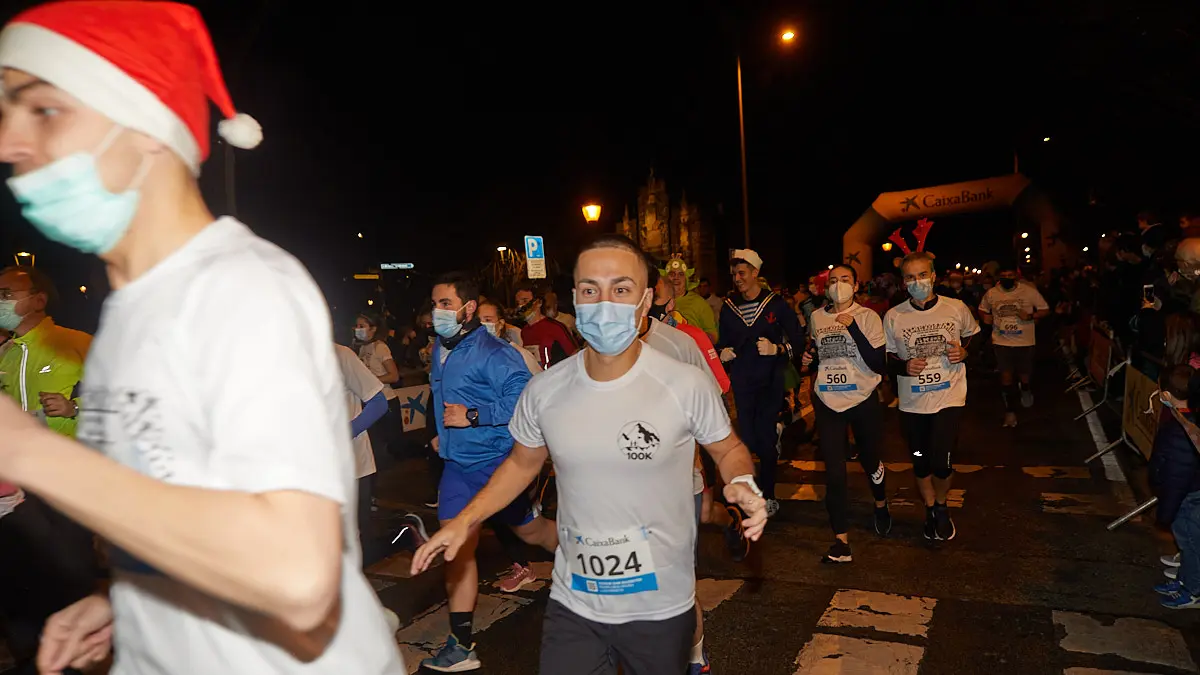 XXXVIII edición de la San Silvestre de Pamplona 2021 en categoría absoluta. IÑIGO ALZUGARAY
