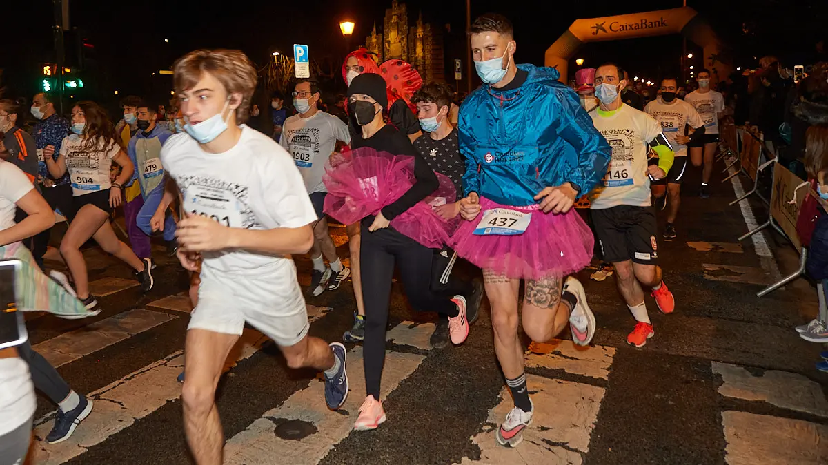 XXXVIII edición de la San Silvestre de Pamplona 2021 en categoría absoluta. IÑIGO ALZUGARAY