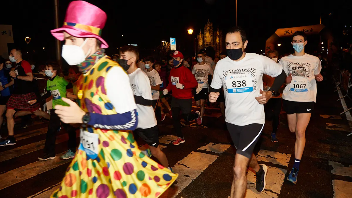 XXXVIII edición de la San Silvestre de Pamplona 2021 en categoría absoluta. IÑIGO ALZUGARAY