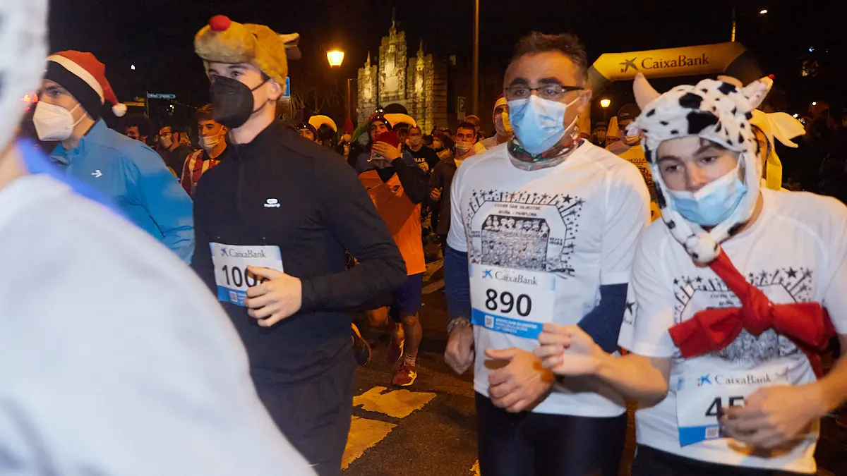 XXXVIII edición de la San Silvestre de Pamplona 2021 en categoría absoluta. IÑIGO ALZUGARAY
