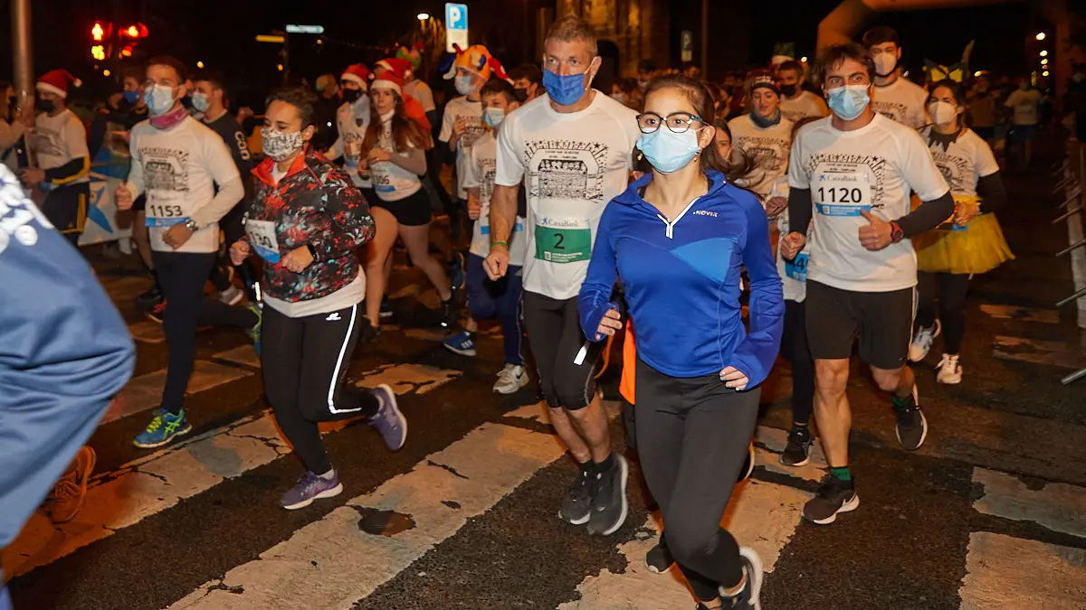 XXXVIII edición de la San Silvestre de Pamplona 2021 en categoría absoluta. IÑIGO ALZUGARAY