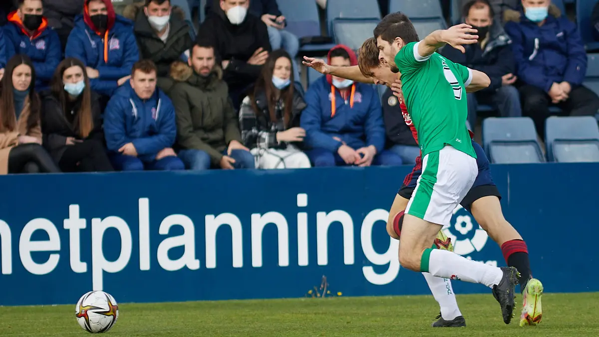 Partido de fútbol correspondiente al grupo 2 de la Segunda RFEF entre Osasuna Promesas y AD San Juan disputado en las instalaciones de Tajonar. IÑIGO ALZUGARAY