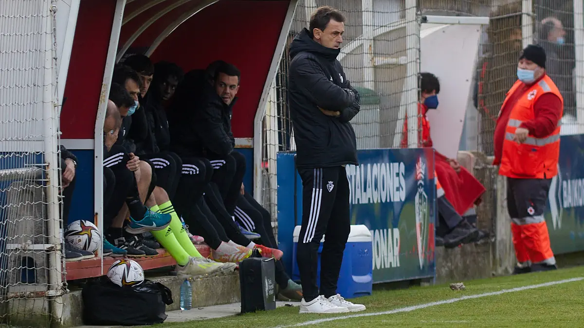 Partido de fútbol correspondiente al grupo 2 de la Segunda RFEF entre Osasuna Promesas y AD San Juan disputado en las instalaciones de Tajonar. IÑIGO ALZUGARAY