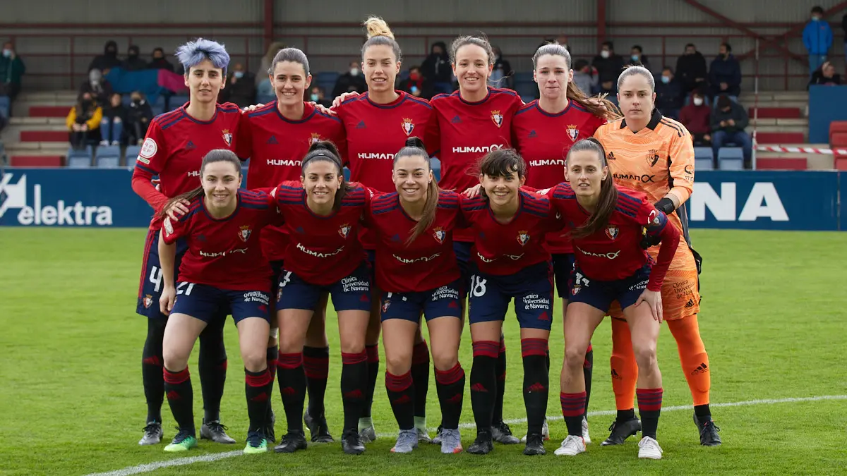 Partido de la Segunda División Femenina de Fútbol entre Osasuna y Levante Las Planas disputado en las instalaciones de Tajonar. IÑIGO ALZUGARAY