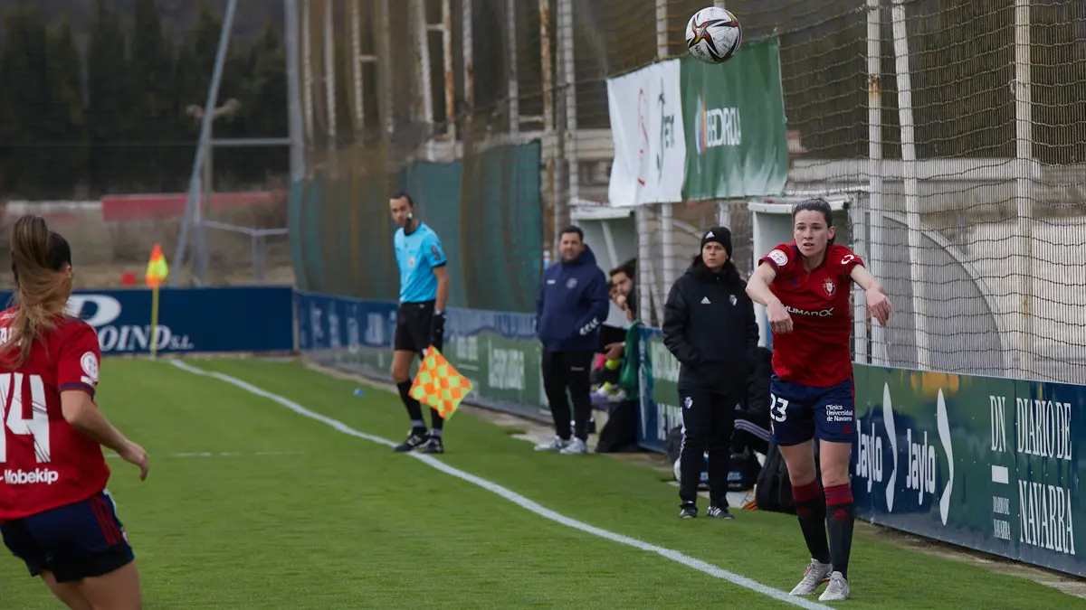 Partido de la Segunda División Femenina de Fútbol entre Osasuna y Levante Las Planas disputado en las instalaciones de Tajonar. IÑIGO ALZUGARAY